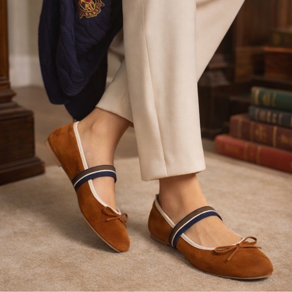 Birdies Tan Flats with Navy Trim